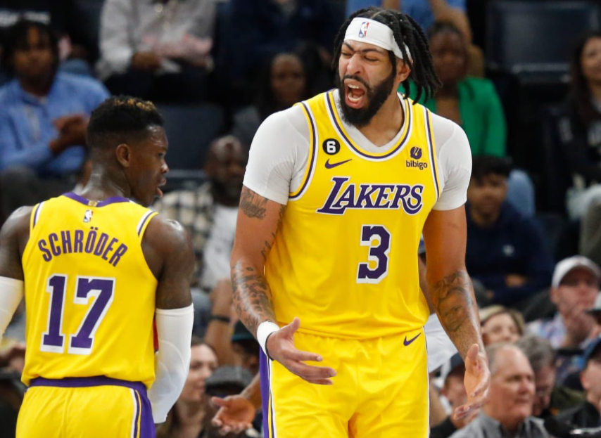 jiuyou包含清晨意大利杯传出新动向；华盛顿奇才篮板制胜；管理层表态——质疑声仍在；更衣室氛围转暖的词条